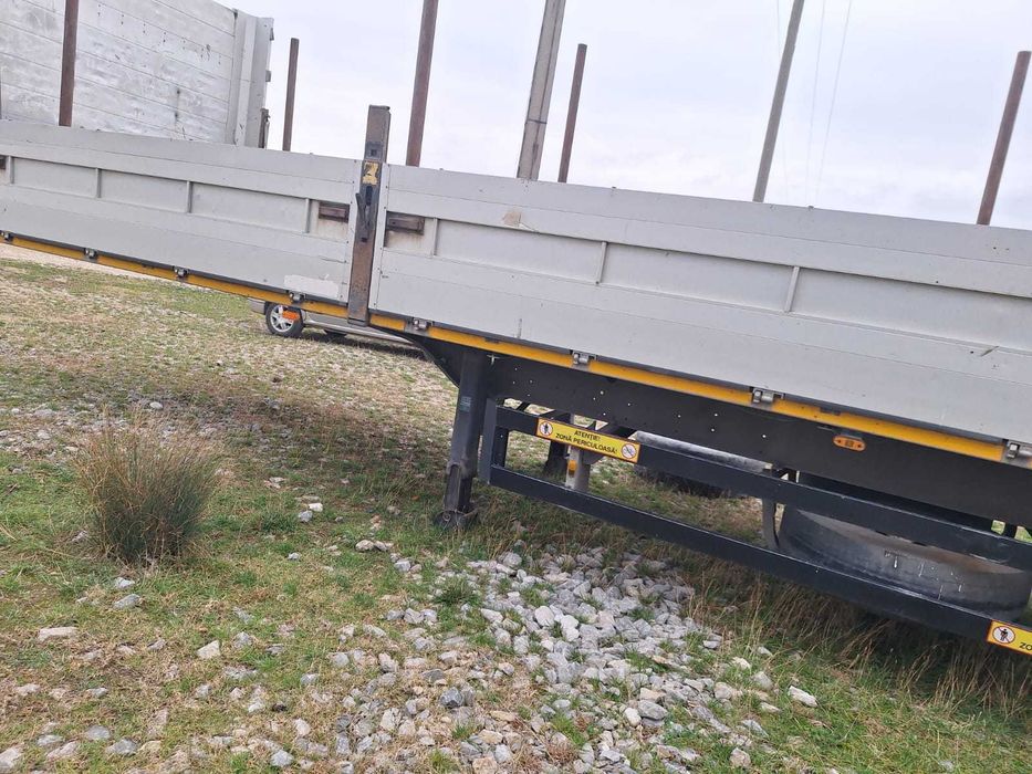 Vand autobasculanta IVECO 18 to si semiremorca SCHMITZ