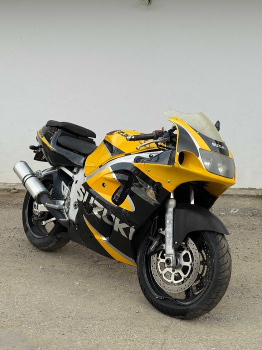 DEZMEMBREZ Suzuki GSX-R 600 SRAD 1997-2000 Carene Motor Far
