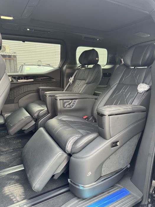 Zeekr 009 (зикр) 2025 йил