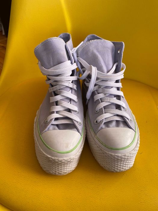 Продавам оригинални маратонки Adidas