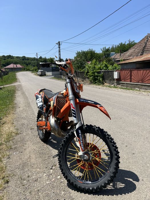 Vând Ktm 300 2t.