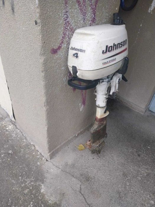 Motor barca Johnson 4 CP 4 timpi