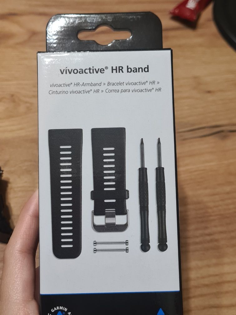 Vivoactive HR band Garmin