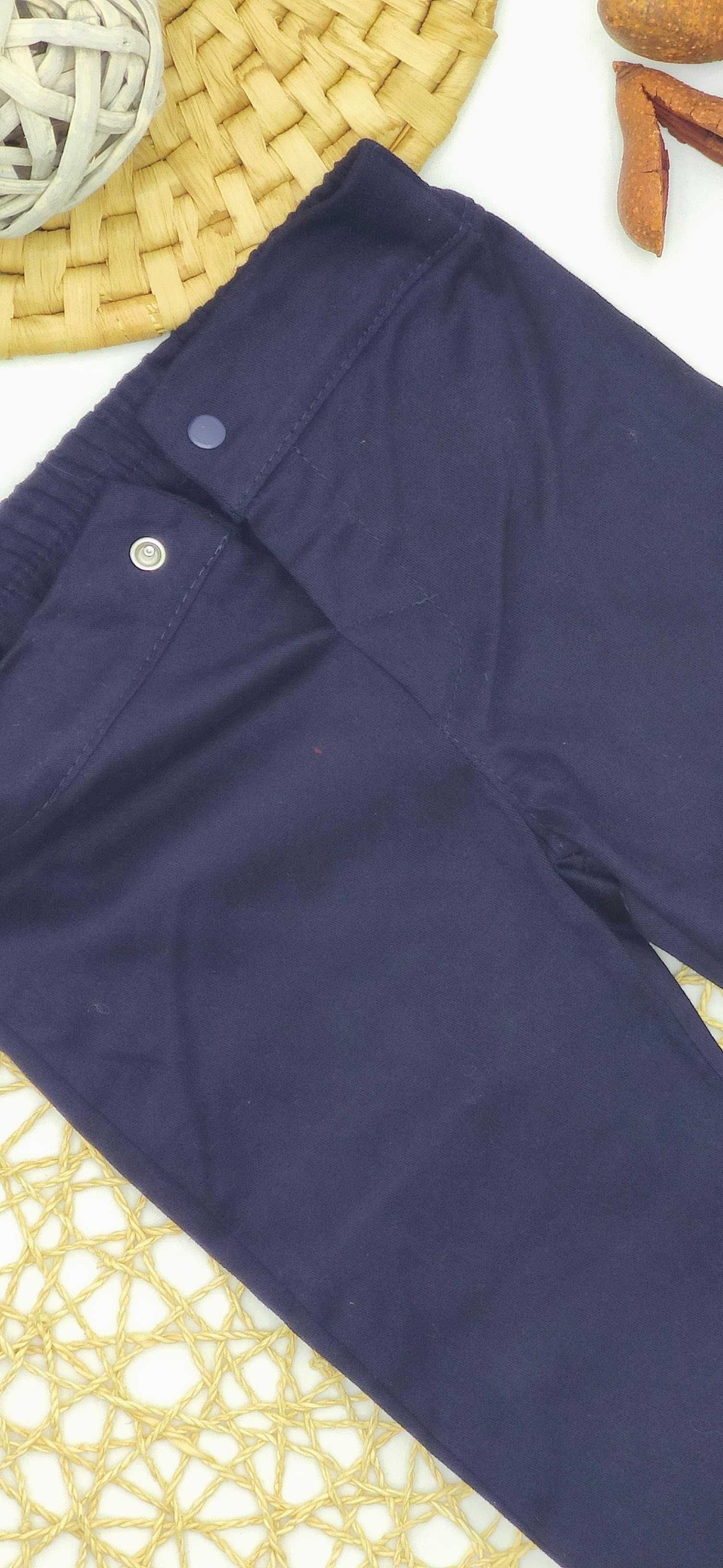 Set NECIX'S compus din pantaloni, bluza cu rever aparent, papion