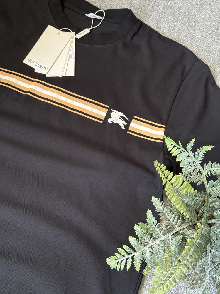 Tricou Burberry 2025