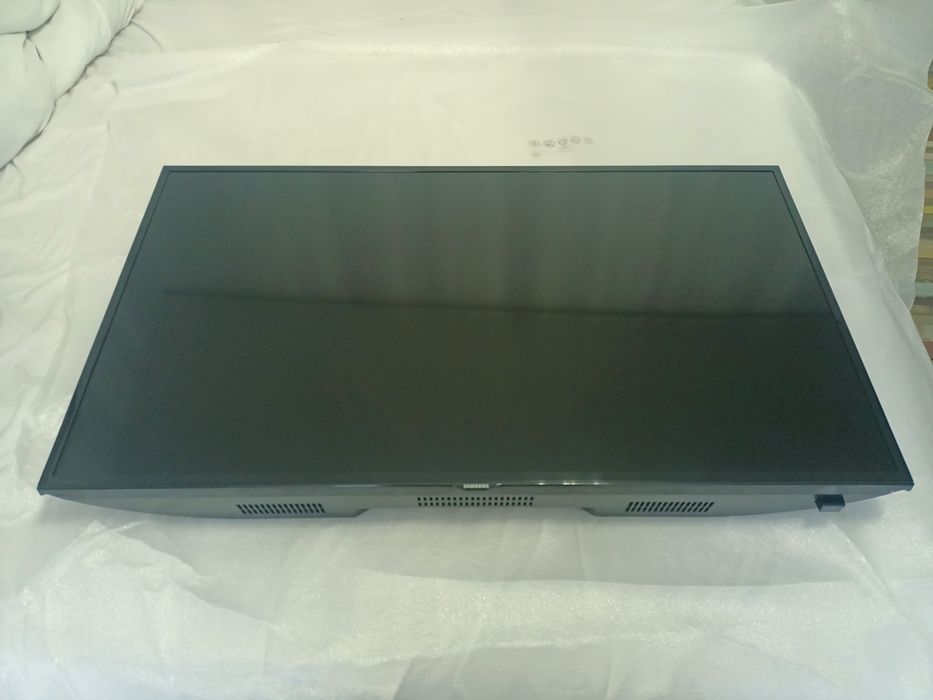 Tv Samsung Smart 100cm și Tv Lg 80cm