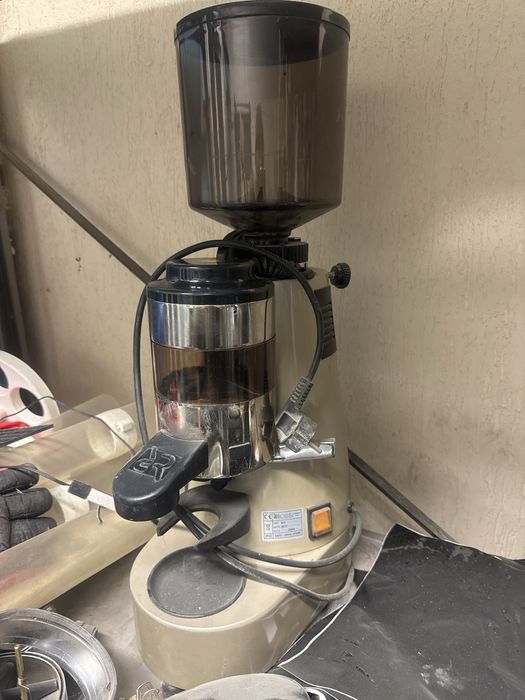 Rasnita cafea  220v