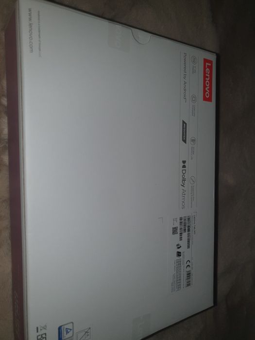 Vand tableta Lenovo M 11 - super oferta !