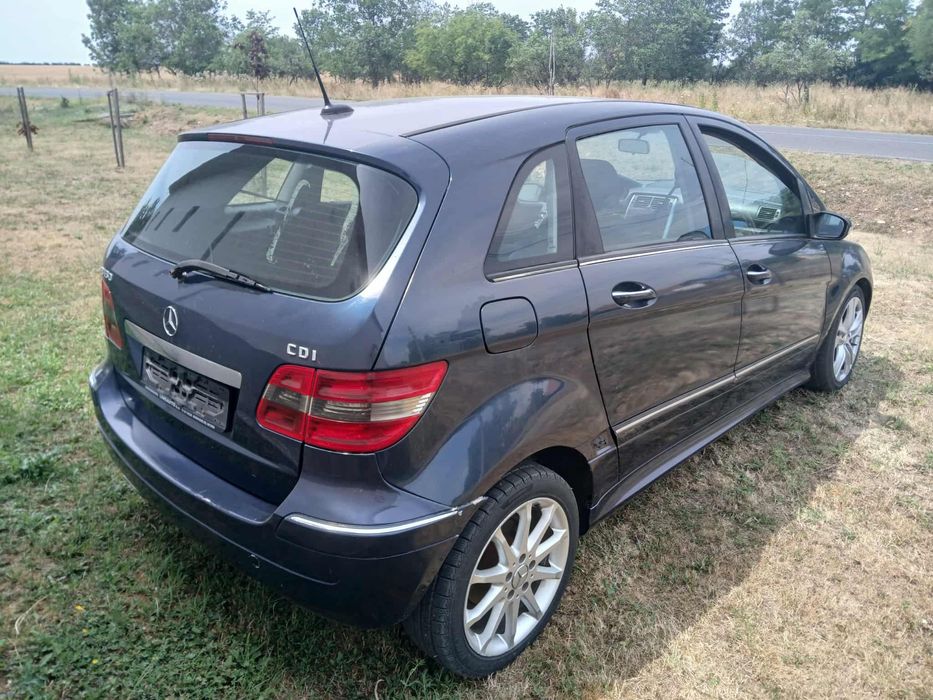 Vand b class accept si variante