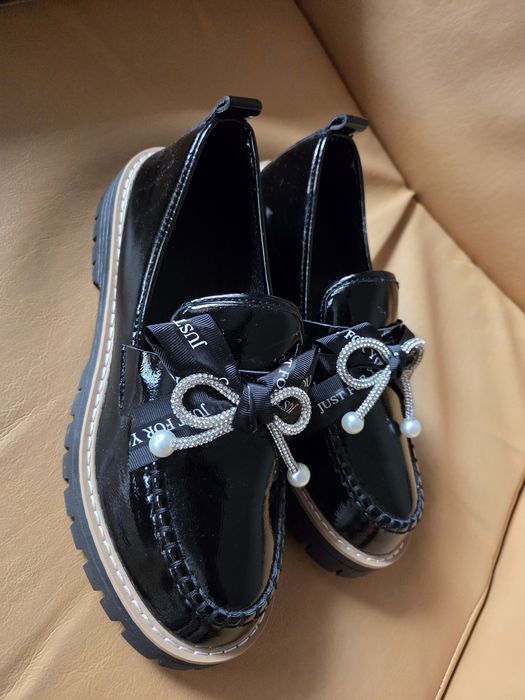 Нови дамски лофери