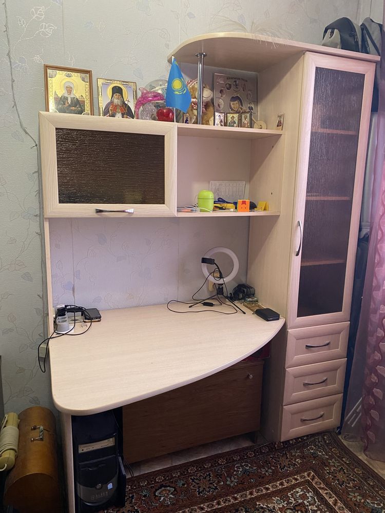 Стол   письменный, компьютерный