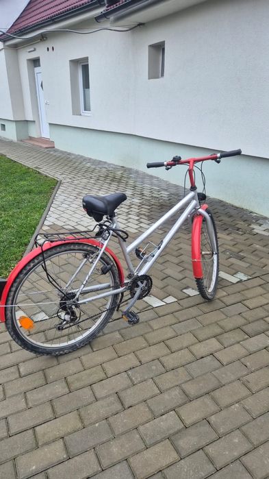 Vând bicicleta 26"