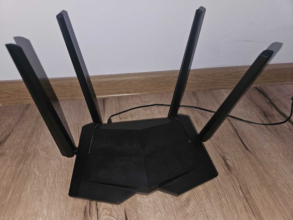 Router Tenda AC10