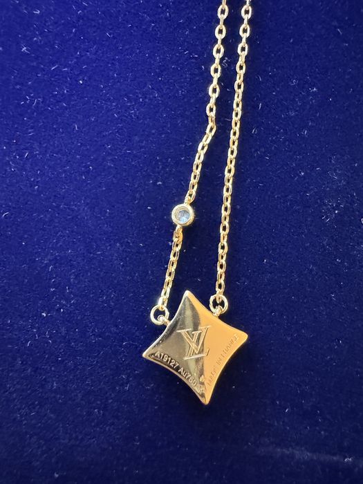 Set Lv cercei si lant