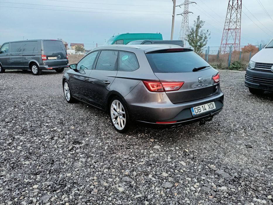Seat Leon FR 2.0 Tdi
* Motorizare 2.0 TDI/150 CP
* Echipare Full FR
*