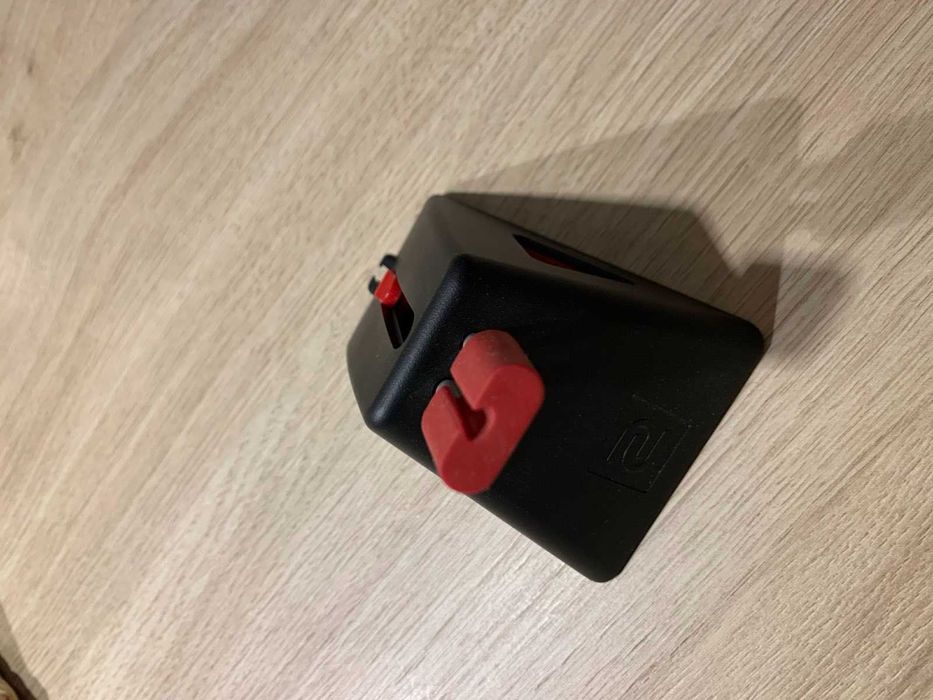 ZOWIE CAMADE Държач за Кабел на Мишка