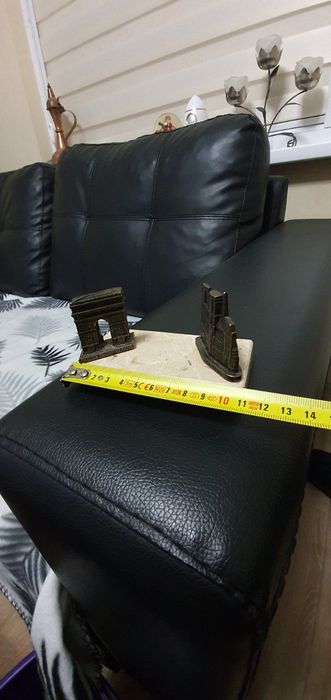 Метална статуетка Париж