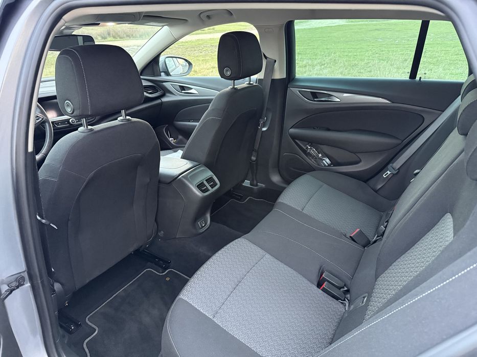Opel Insignia 2020 diesel break 105729 km