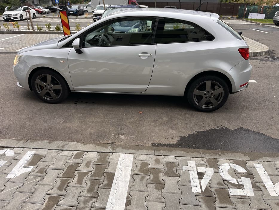 Seat ibiza 2012 Euro 5 benzina 1.2 MPI 70 cp ideala pentru oras