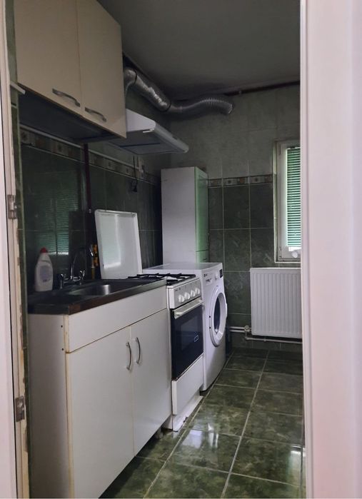 Închiriez apartament 2 camere central