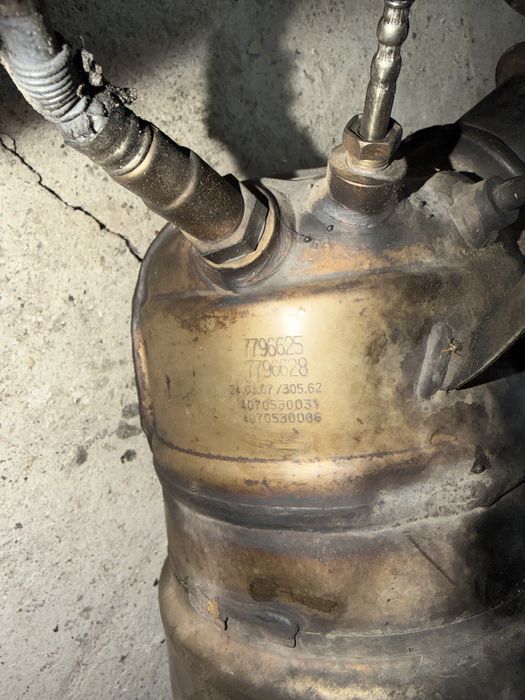 Vând dpf BMW E90 2.0 tdi 163 cp 2007 cod 7796625/7796628