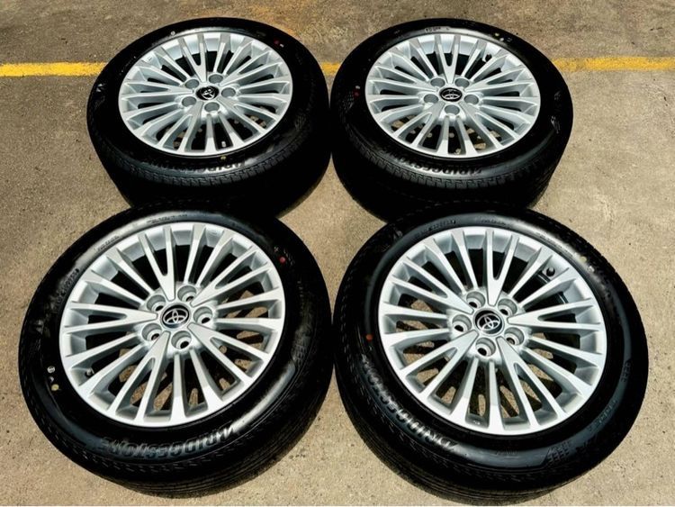 Оригинальный комплект на Toyota Camry 80 c зимней резиной Hankook