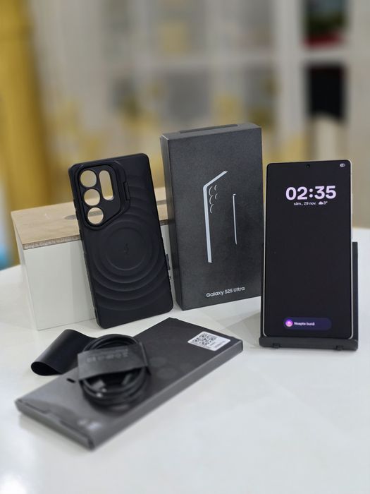 Samsung Galaxy S25 Ultra / 12GB RAM / 256GB / Titanium Black / Ca nou!