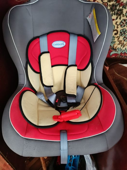 Продам детское автокресло.