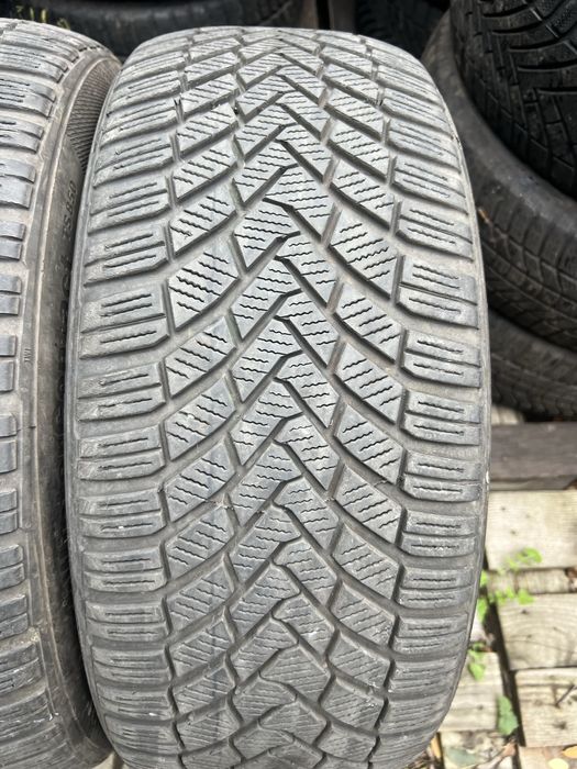Cauciucuri iarna 225/50/17 Continental