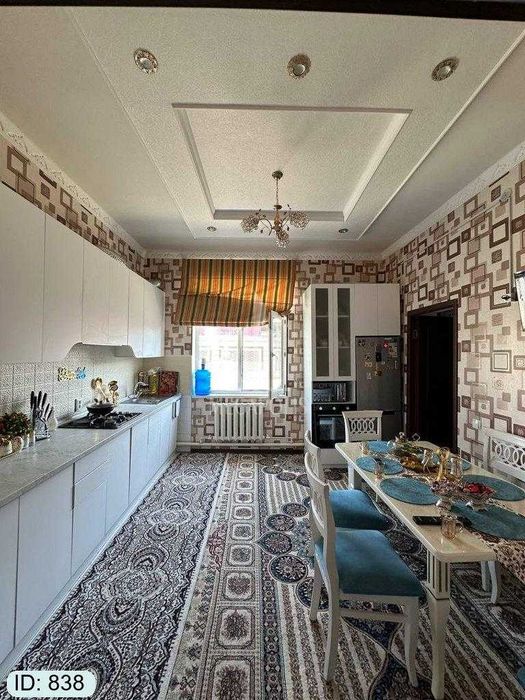 Moshin bozor tarafda hovli sotiladi №838