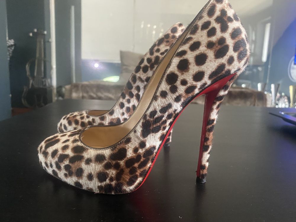 Обувки от естествена кожа с косъм Christian Louboutin