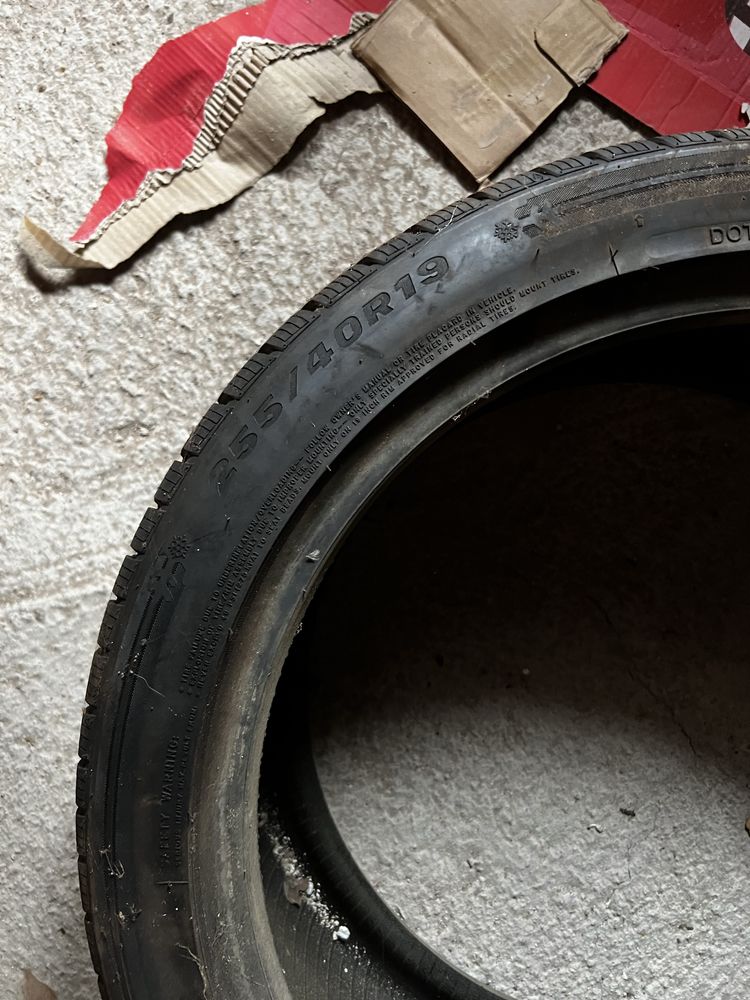 Зимни гуми 255/40/19