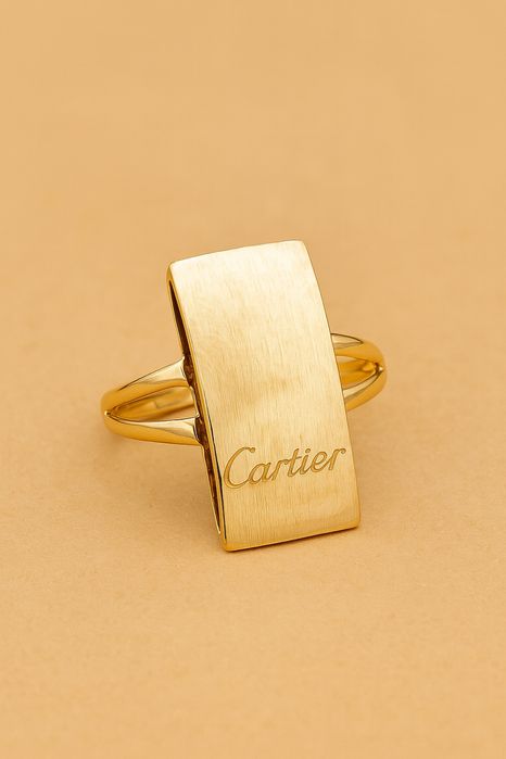 Продается кольцо под Cartier
