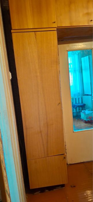 Шкаф-стенка для прихожей. БЕЗВОЗМЕЗДНО!!!