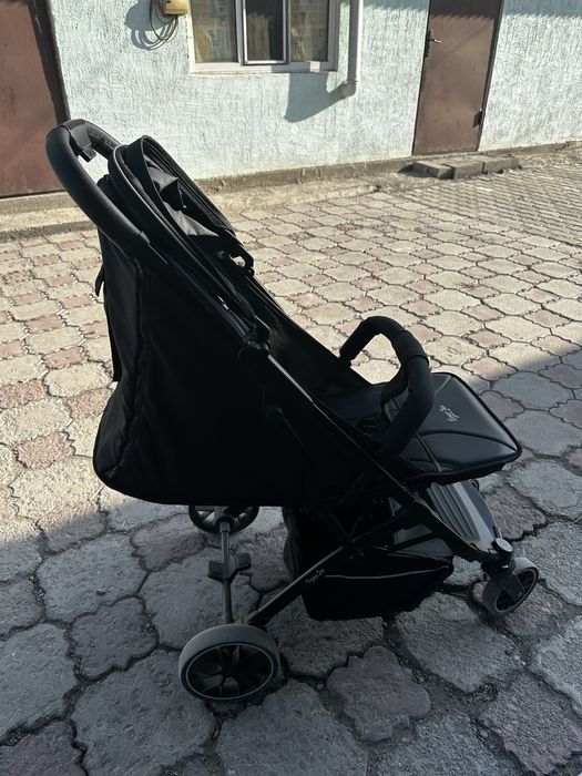 Продам прогулочную коляску Star joy