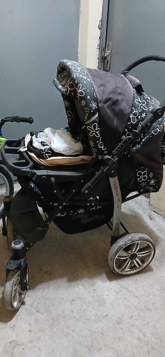 Детска количка , закупена от Англия