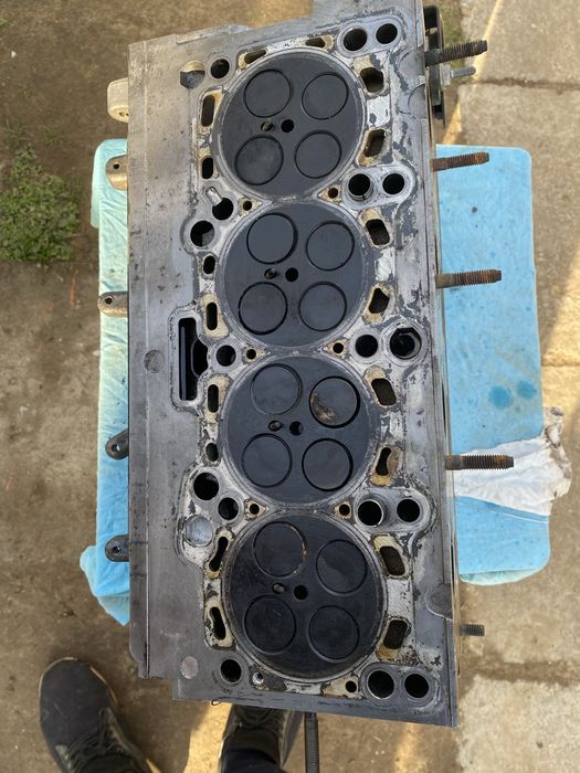 Dezmembrez motor audi a4 b8 tip CAGA 2,0  tdi de 140 cp