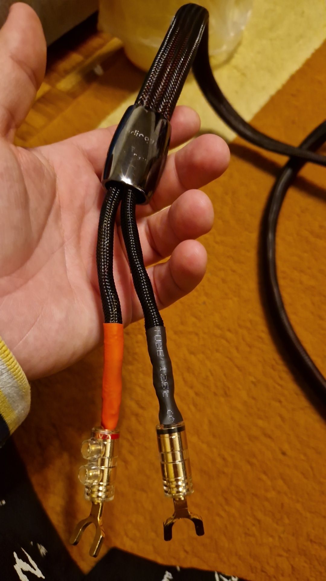 Cablu audioquest bedrock 1.60 cmm x 2 biwire