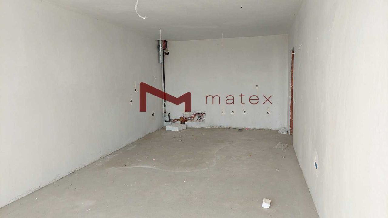 Продава се Двустаен апартамент в Варна, Виница - 72 кв.м за 1667 €/кв.м - Снимка #2