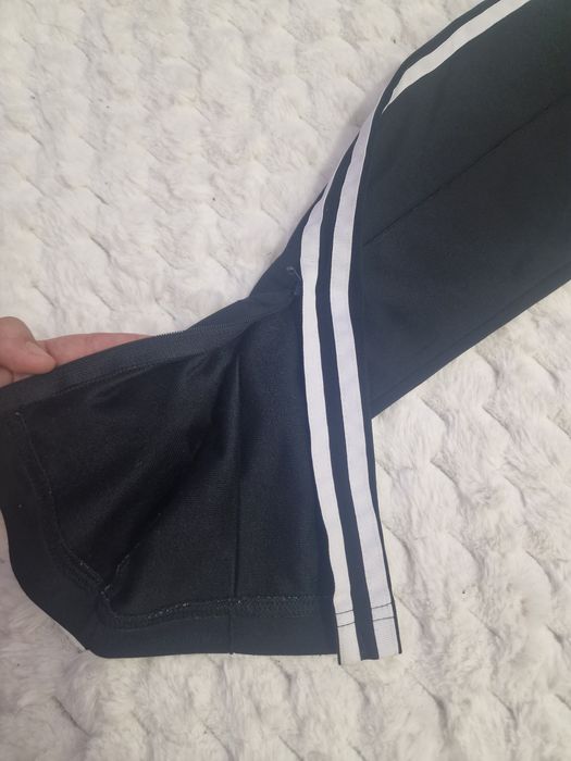 Pantaloni  adidasi S