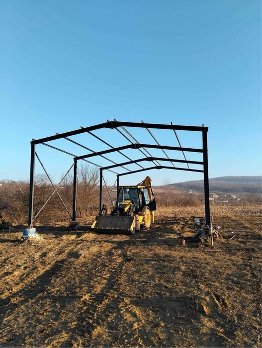 Vand structuri metalice sau schimb cu auto