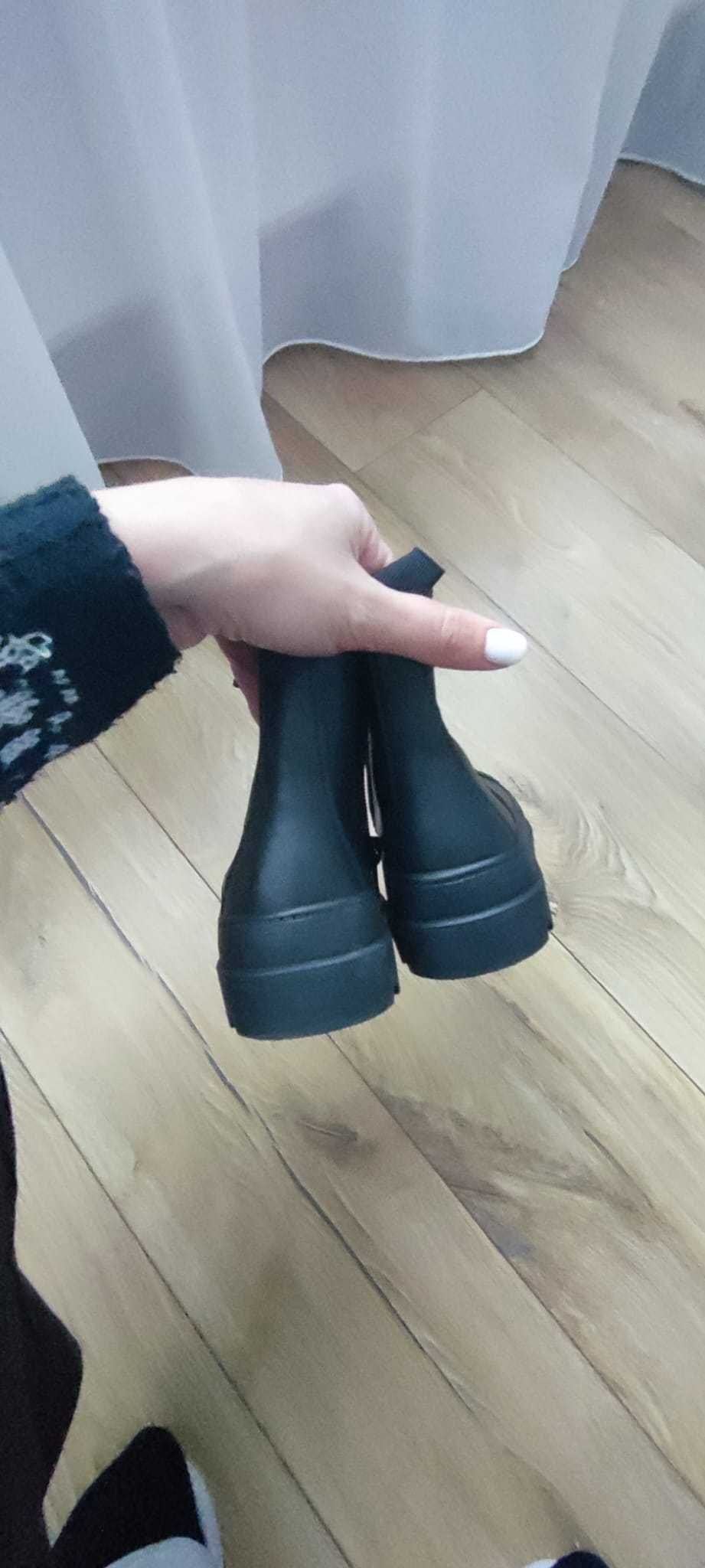 Ghete toamne, piele sintetica, fetite, marimea 28, negre, H&M