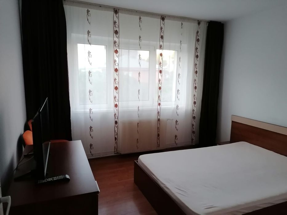 Inchiriez apartament 2 camere