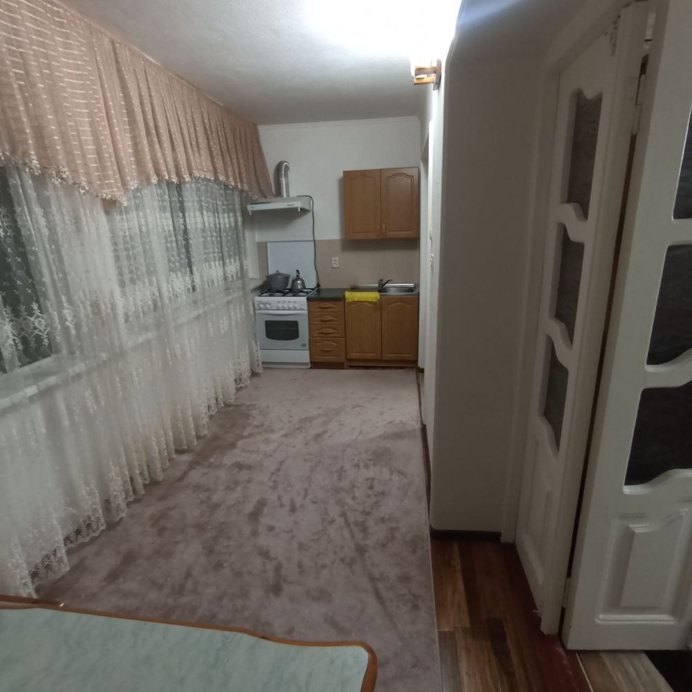 Срочно сдается квартира в аренду      2х комнатная. 3этаж