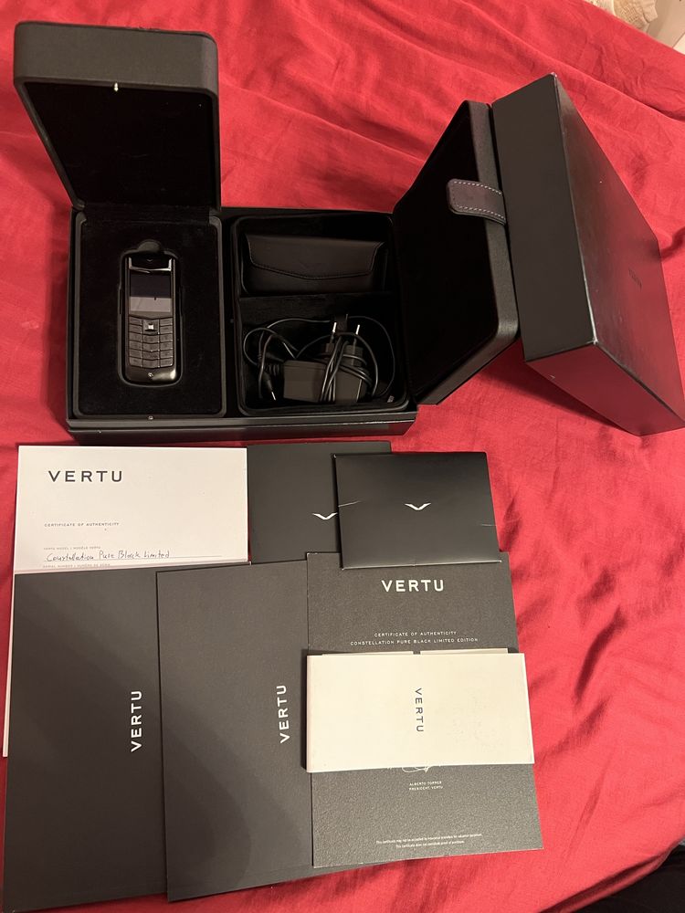 Vertu Constellation Pure Black Limited edition