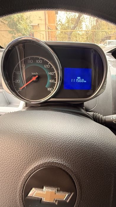 Продается Автомобиль Spark 2019 года