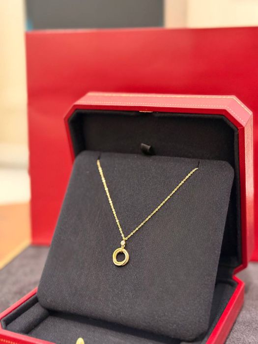 NEW Cartier Trinity pendant, 1 diamond