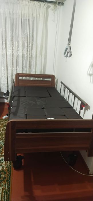 Кровать для лежачих