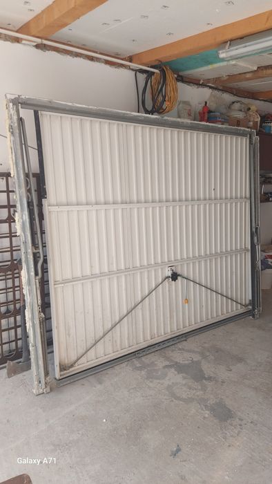 Usa garaj basculanta