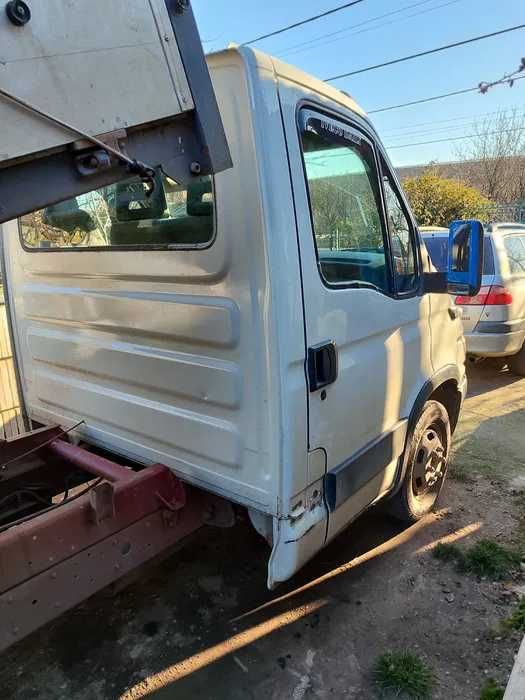 Vand iveco Daily basculabil pe spate 2.8 /2001